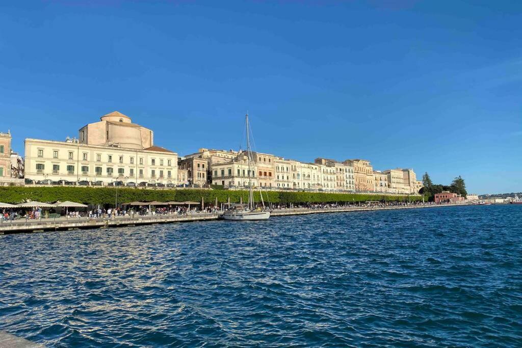 Ortigia Style Home Syracuse Bagian luar foto